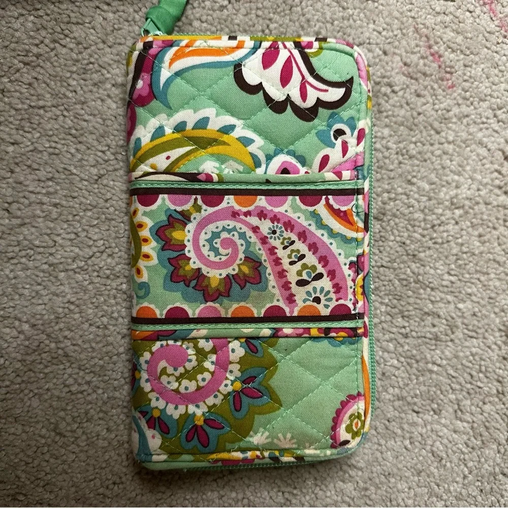 Vera Bradley Plum Crazy Tote & Turnlock Wallet – Retired Pattern - Picture 9 of 9